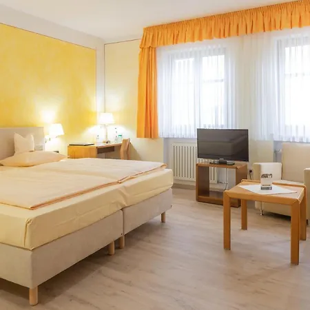 Hotel-garni Goldener Schwan 3* バート・ヴィンツハイム