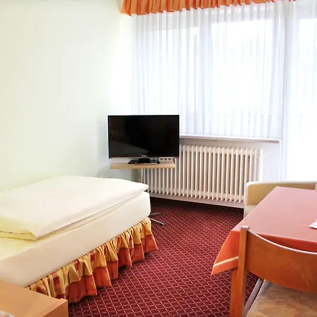 Hotel-garni Goldener Schwan ホテル 3*