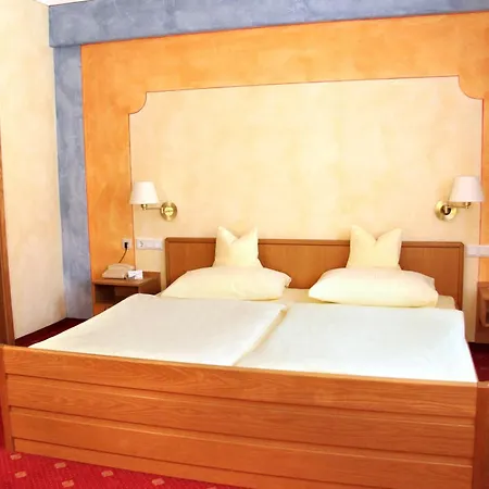 Hotell Hotel-garni Goldener Schwan Bad Windsheim